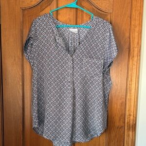 Liz Claiborne Geometric Print Blouse - Blue and White